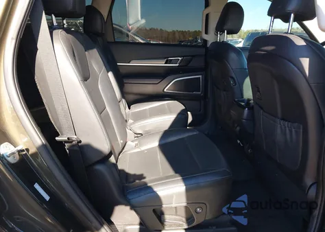 2021 Kia Telluride S z USA, uszkodzony, nr VIN 5XYP64HCXMG150913